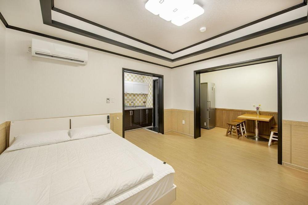 Boryeong Daecheon Sun And Moon Pension Номер фото